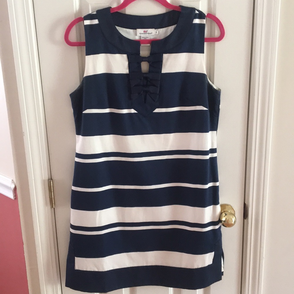 Vineyard Vines navy and cream striped dress
